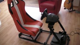 FK-Automotive Game Seat mit Thrustmaster T100 (1).jpg