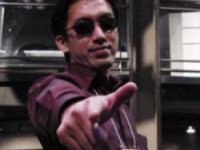 shinji-mikami-shoots-you-with-gun.jpg