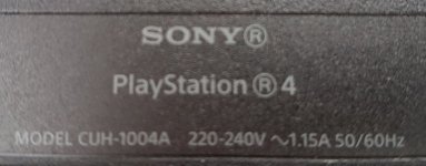 PS4 aussen.jpg