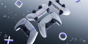 Das Bild zeigt verschiedene PlayStation 5 Controller, die in verschiedenen Farben leuchten. Sie sind zentral angeordnet und stehen in einem minimalistischen, modernen Design vor einem dunklen Hintergrund. Im Hintergrund sind schemenhaft Symbole in unterschiedlichen Formen und Farben zu sehen, die mit der PlayStation identifiziert werden können. Die Gesamtkomposition vermittelt eine dynamische und futuristische Atmosphäre, die die Technologie und das Gaming-Erlebnis symbolisiert.