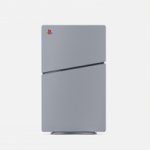 Das Bild zeigt einen modernen Kühlschrank in einem eleganten grauen Farbton, der an das Design der ersten PlayStation erinnert. Auf der Vorderseite befindet sich das ikonische PlayStation-Logo, was dem Kühlschrank einen nostalgischen Touch verleiht. Die minimalistischen Linien und die cleane Optik lassen ihn auffällig und stylish wirken, sodass er gut in ein modernes Wohn- oder Gaming-Setup passen würde. Das Bild zeigt einen modernen Kühlschrank in einem eleganten grauen Farbton, der an das Design der ersten PlayStation erinnert. Auf der Vorderseite befindet sich das ikonische PlayStation-Logo, was dem Kühlschrank einen nostalgischen Touch verleiht. Die minimalistischen Linien und die cleane Optik lassen ihn auffällig und stylish wirken, sodass er gut in ein modernes Wohn- oder Gaming-Setup passen würde.