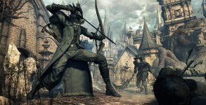 Das Bild zeigt eine düstere, gothic-inspirierte Stadtlandschaft, in der ein kriegerischer Charakter mit einer Armbrust in einer angreifenden Pose zu sehen ist. Der Krieger trägt einen langen, dunklen Mantel und hat eine Maske auf, die seine Identität verbirgt. Im Hintergrund sind architektonische Elemente zu erkennen, die an eine alte, verlassene Stadt erinnern. Farblich dominiert eine graue, melancholische Stimmung, die die düstere Atmosphäre des Spiels unterstreicht. Ein weiterer Charakter ist ebenfalls im Bild, der einem mysteriösen Wesen zu begegnen scheint, was die spannende und gefährliche Welt hervorhebt, in der sich die Figuren bewegen. Das Bild zeigt eine düstere, gothic-inspirierte Stadtlandschaft, in der ein kriegerischer Charakter mit einer Armbrust in einer angreifenden Pose zu sehen ist. Der Krieger trägt einen langen, dunklen Mantel und hat eine Maske auf, die seine Identität verbirgt. Im Hintergrund sind architektonische Elemente zu erkennen, die an eine alte, verlassene Stadt erinnern. Farblich dominiert eine graue, melancholische Stimmung, die die düstere Atmosphäre des Spiels unterstreicht. Ein weiterer Charakter ist ebenfalls im Bild, der einem mysteriösen Wesen zu begegnen scheint, was die spannende und gefährliche Welt hervorhebt, in der sich die Figuren bewegen.