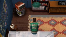 Das Bild zeigt eine Szene aus einem typisch gestalteten Videospielzimmer im Stil der PlayStation 1 Ära. Im Vordergrund sitzt eine pixelige Figur auf einem Bett und blickt nachdenklich auf den Boden. Die Umgebung ist von blauen Wänden umgeben und weist verschiedene Gegenstände auf, wie einen kleinen Fernseher, eine Lampe, ein Regal mit Büchern und einen Kassettenrekorder. An der Wand sind zahlreiche Bilder und Poster befestigt, die das nostalgische Ambiente des Raumes verstärken. Der Teppich zeigt ein buntes, geometrisches Muster und trägt zur lebendigen Atmosphäre bei. Das Bild zeigt eine Szene aus einem typisch gestalteten Videospielzimmer im Stil der PlayStation 1 Ära. Im Vordergrund sitzt eine pixelige Figur auf einem Bett und blickt nachdenklich auf den Boden. Die Umgebung ist von blauen Wänden umgeben und weist verschiedene Gegenstände auf, wie einen kleinen Fernseher, eine Lampe, ein Regal mit Büchern und einen Kassettenrekorder. An der Wand sind zahlreiche Bilder und Poster befestigt, die das nostalgische Ambiente des Raumes verstärken. Der Teppich zeigt ein buntes, geometrisches Muster und trägt zur lebendigen Atmosphäre bei.