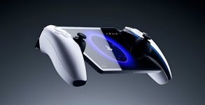 Das Bild zeigt einen Handheld-Gaming-Controller, der eine moderne und futuristische Designästhetik aufweist. Der Controller ist weiß mit schwarzen und blauen Akzentlinien, die ihm ein elegantes Aussehen verleihen. Zudem ist ein Bildschirm sichtbar, der anscheinend für Spiele genutzt werden kann. Der Hintergrund ist dunkel gehalten, wodurch der Fokus auf dem Controller und dem Bildschirm liegt. Insgesamt vermittelt das Bild den Eindruck von Innovation und technischem Fortschritt im Bereich des Gamings. Das Bild zeigt einen Handheld-Gaming-Controller, der eine moderne und futuristische Designästhetik aufweist. Der Controller ist weiß mit schwarzen und blauen Akzentlinien, die ihm ein elegantes Aussehen verleihen. Zudem ist ein Bildschirm sichtbar, der anscheinend für Spiele genutzt werden kann. Der Hintergrund ist dunkel gehalten, wodurch der Fokus auf dem Controller und dem Bildschirm liegt. Insgesamt vermittelt das Bild den Eindruck von Innovation und technischem Fortschritt im Bereich des Gamings.