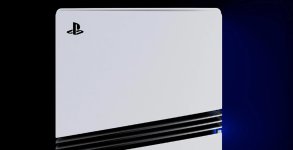 Das Bild zeigt eine moderne Spielkonsole in schlanker minimalistischer Form mit einem weißen Gehäuse und elegantem Design vor dunklem Hintergrund.