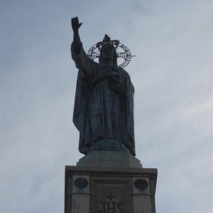 Die Statue von San Salvador.