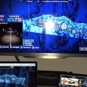 Battlefield 4 mit BATTLESCREEN!
innovativ und genial in der Konsolenwelt, wenn`s läuft.