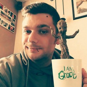 Adam Berger mit seinem Groot. Verlosung außerhalb der Reihe.