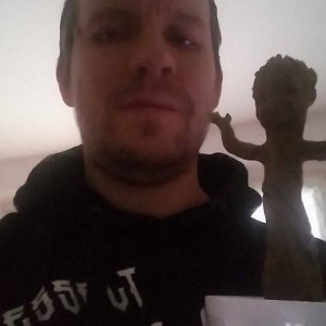 Daniel Voege mit seinem Groot. Verlosung außerhalb der Reihe.