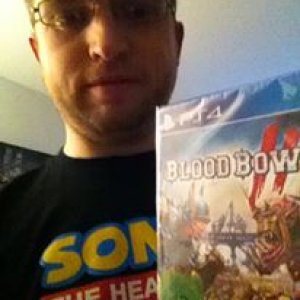 Alex Kay mit Blood Bowl 2 - Gewinnspiel #11