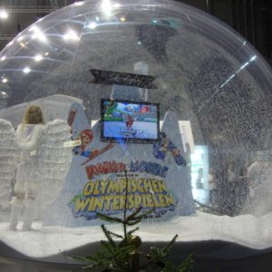 Mario & Sonic Schneekugel