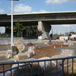 Roller-Pakours auf dem Außengelände