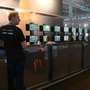 Der Admin des WoW-Forums vorm WoW-Stand