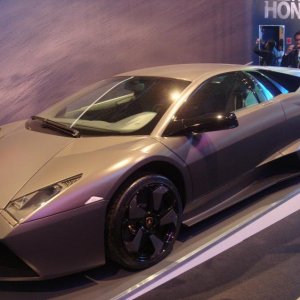 Der Lambo von der Seite
