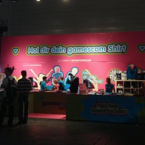 Hier kann man sich sein gamescom-T-Shirt drucken lasen.