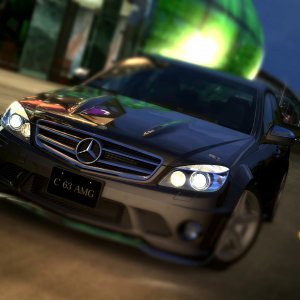 Mercedes Benz C63 AMG