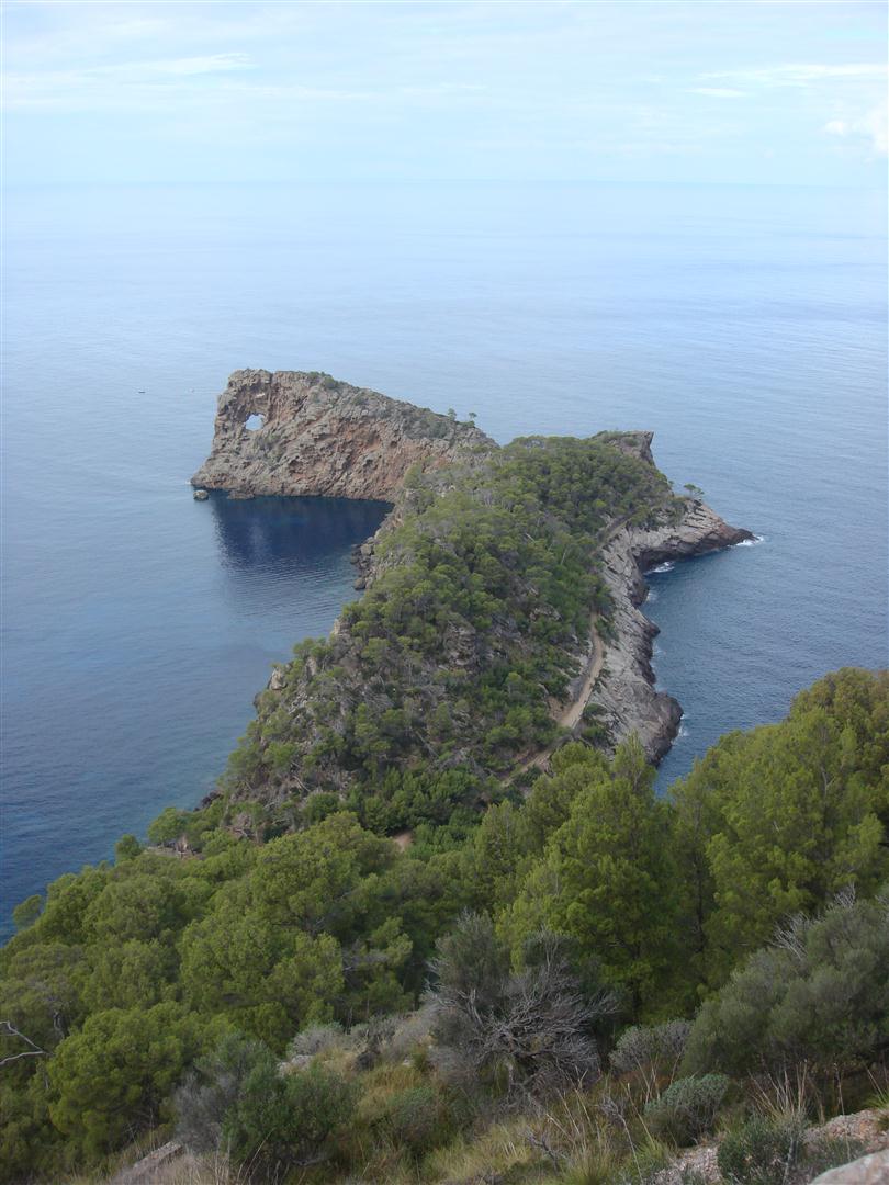 Son Marroig. (Bei uns bekannt unter "Der Lochfelsen") :)