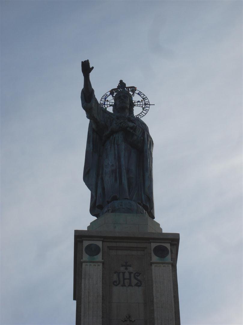 Die Statue von San Salvador.