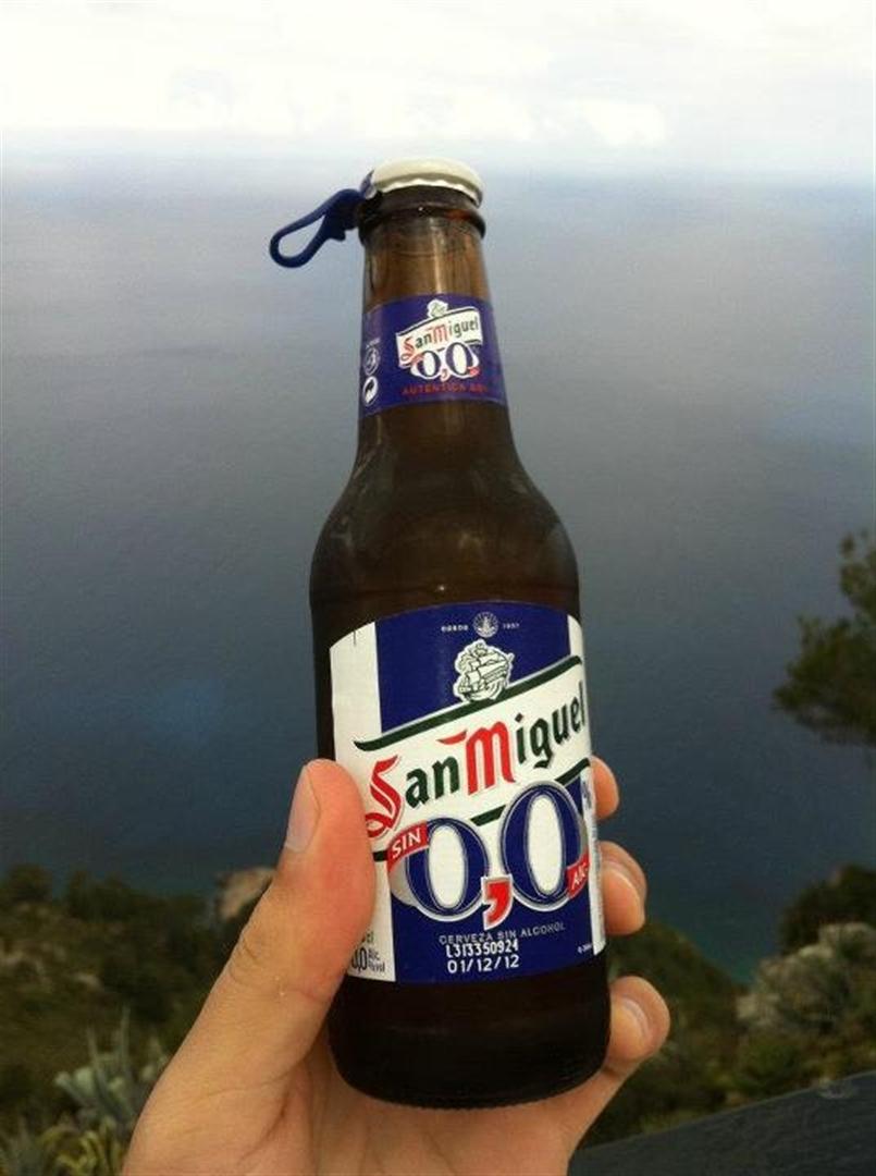 Ja, es gibt hier auch alkoholfreies Bier. ;)