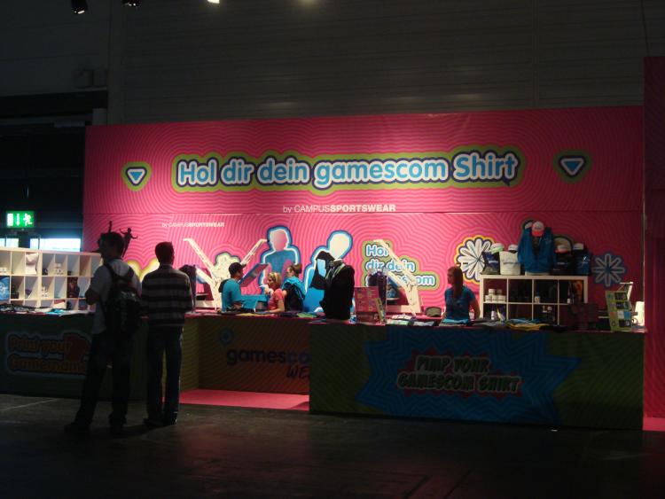 Hier kann man sich sein gamescom-T-Shirt drucken lasen.