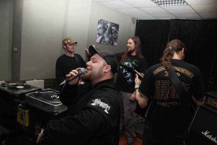 beim covern von Break Stuff von Limp Bkizkit