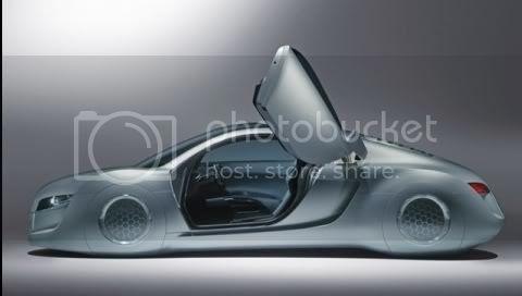 Audi_RSQ_Seite2Offen.jpg