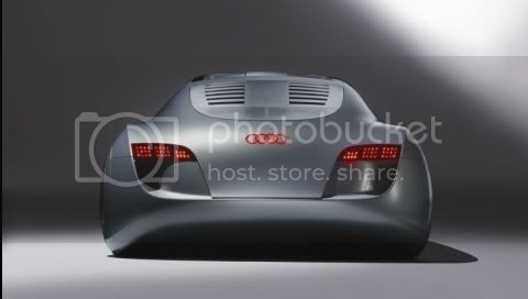 Audi_RSQ_Rck.jpg