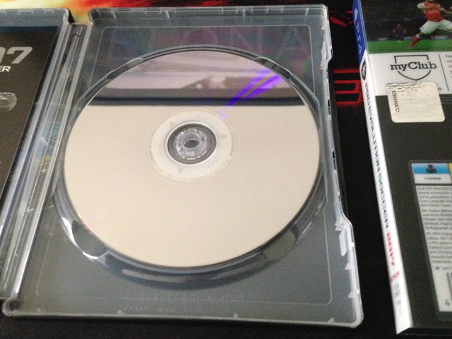 pes2017-bluraybtubg.jpg